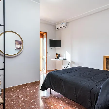 Travelershome Ciampino&Morena Guesthouse Rome Exterior photo
